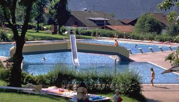 Schwimmbad Zirl