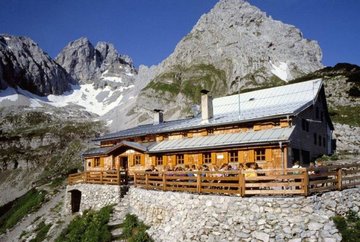  Coburger Hütte alpine hut