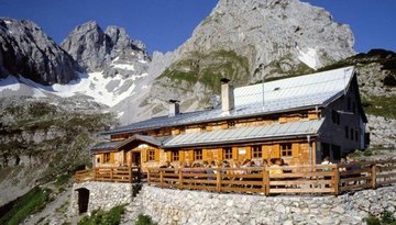  Coburger Hütte alpine hut