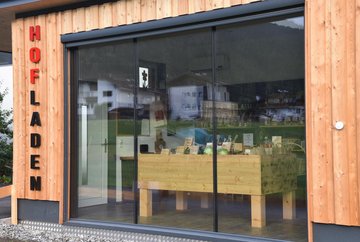 Broslerhof Grinzens - Boutique agricole en libre-service