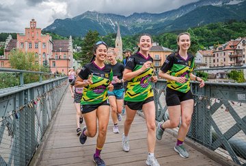 Women Bird- Frauenlauf