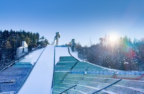 Schansspringen op de piste: voor het vliegen in Bergisel