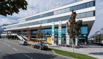 West Shopping Center