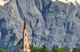 Mötz: ein Dorf mit royaler Vergangenheit