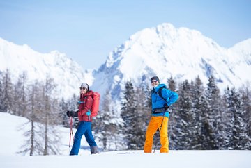 Escursione con le racchette da neve al rifugio Neue Alplhütte