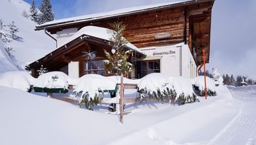 Escursione con le racchette da neve alla malga Simmeringalm
