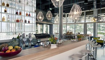 aDLERS Bar