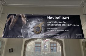La curatrice e la sua mostra “Maximilian1