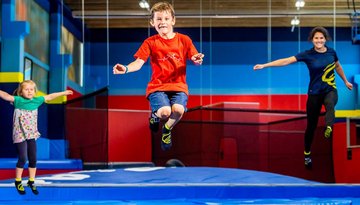 FLIP LAB Trampoline parkour