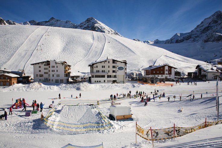 Feriendörfer, Kühtai, Winter, Familie, Piste, Schnee, Wintersport, Skifahrer, Winter aktiv, Winter SpaÃ
