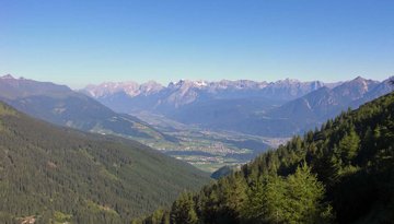Summit tour of Nockspitze