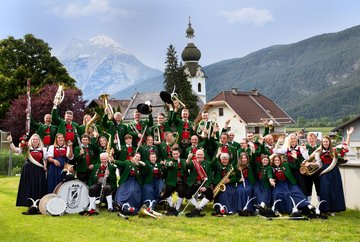 Frühschoppen Flaurlinger Alm