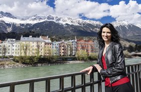 Musik am Gipfel über Innsbruck: Pianistin Katie Mahan spielt am Hafelekar