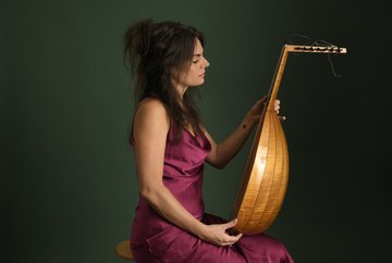 The Queen's Lute