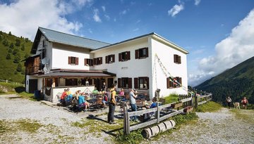 Adolf-Pichler-Hütte