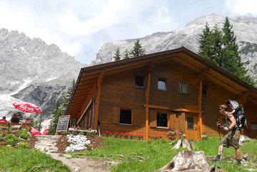 Neue Alplhütte (attraverso il sentiero Ochsenbründlsteig)
