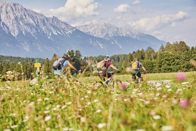 geführte E-Bike Tour - Freundinnen
