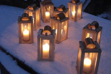 Winter lantern hike